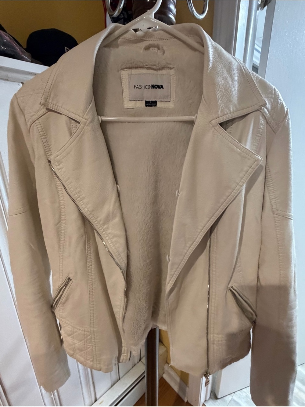 Fashion Nova Women's Cream Faux Leather Jacket